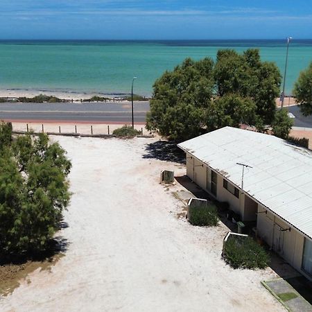 Wildsights Beach Units Denham Exterior photo